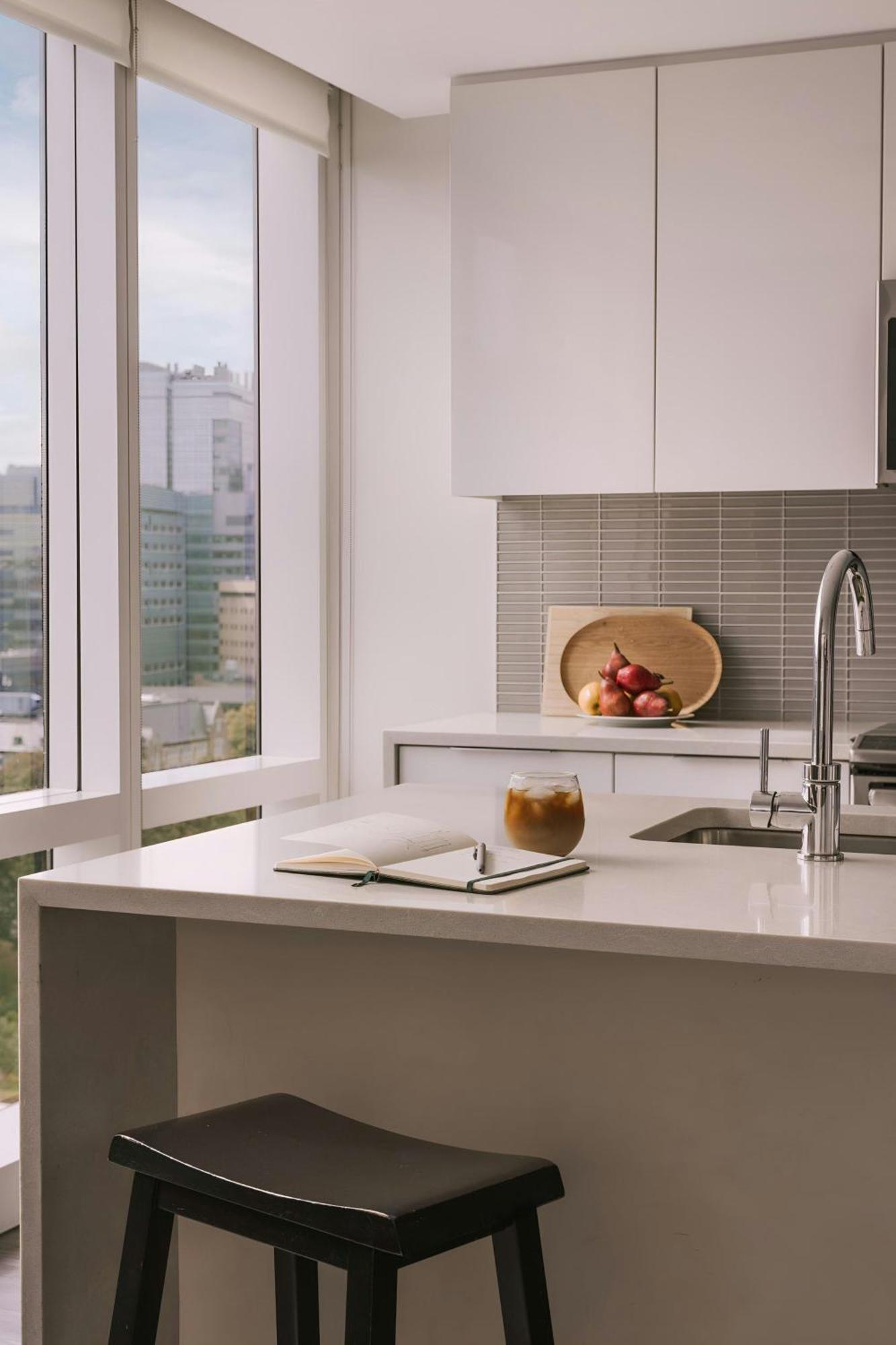 Sonder By Marriott Bonvoy Pierce Boston Apartments Fenway Exterior photo